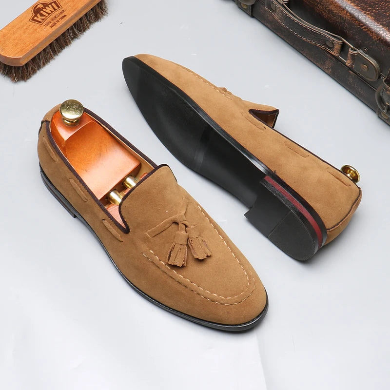 Véritable loafer en cuir  pour homme — Pour les exigences d’un style royalement affirmé