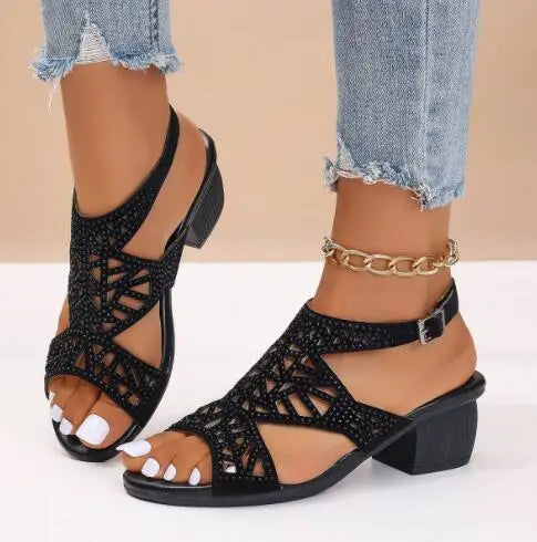 ÉLÉGANCE ROYALE™ – La chaussure qui sublime votre allure