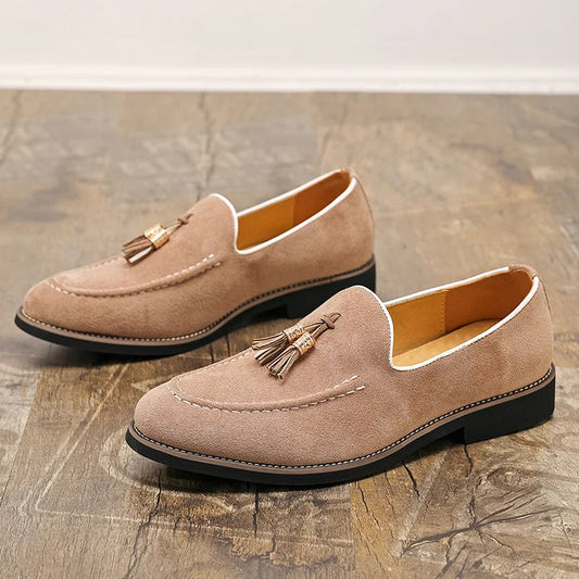 Elégant oxford en cuir des hommes de classe royale.